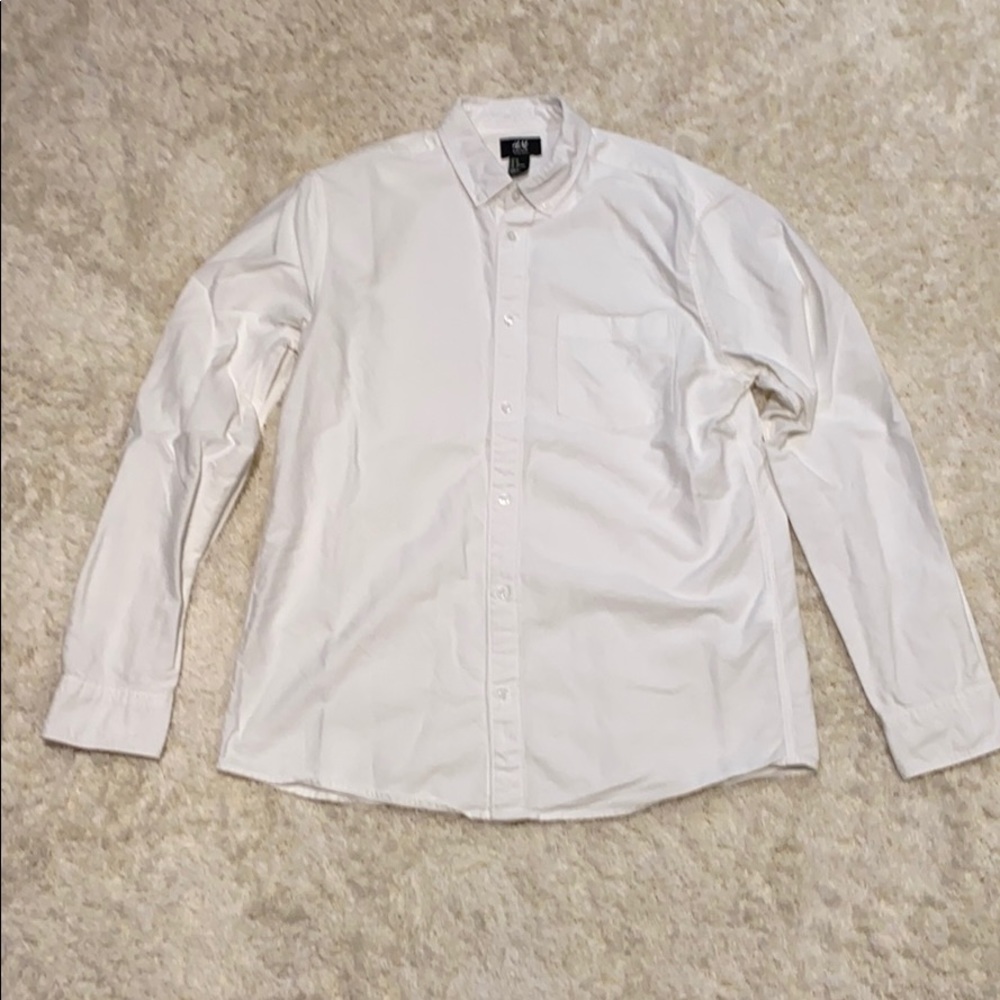 H&M Men’s button down shirt